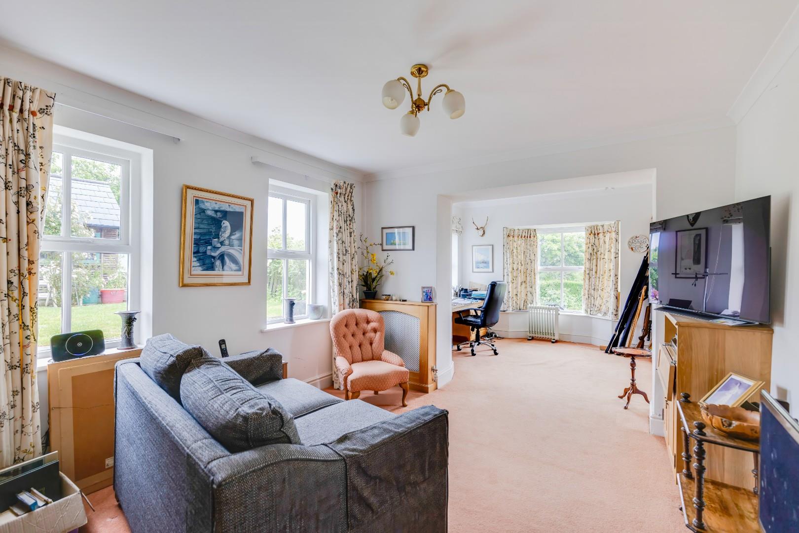 Trerhyngyll, Nr Cowbridge, Vale of Glamorgan, CF71 7TN
